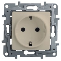 Розетка 2К+З ETIKA, слоновая кость (672321). Розетка. LegranD